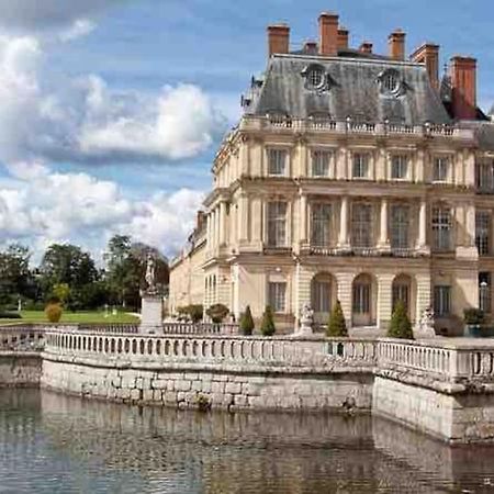 La Pause Allongee - Fontainebleau Hypercentre Dış mekan fotoğraf